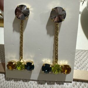 TOVA Earrings / Pantallas Aretes TOVA nuevos elegantes